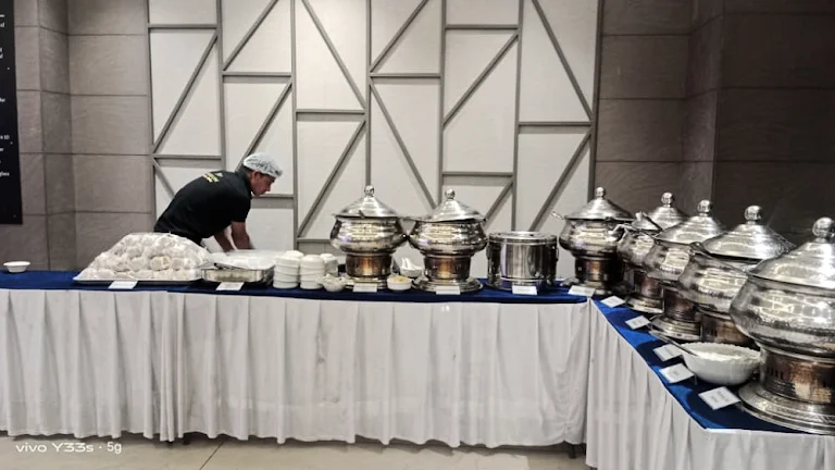 Grand buffets for 500–5000 guests — Aadhya Caterers Hyderabad